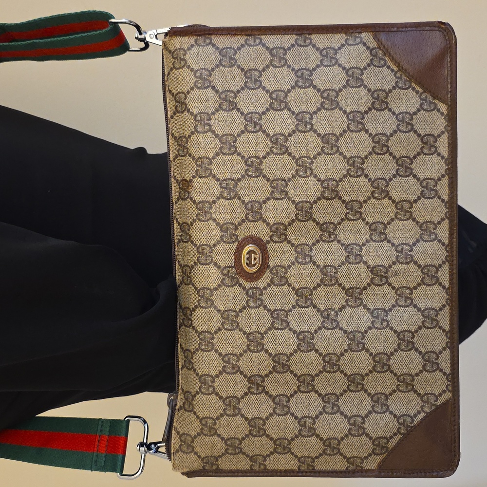 Gucci GG Supreme Zip Bag Clutch Pouch Crossbody Strap Vintage - Picture 6 of 16